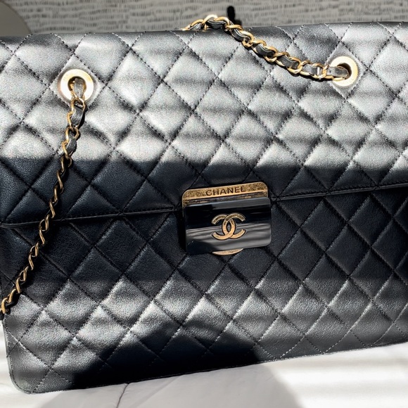 CHANEL Handbags - CHANEL Lambskin Quilted Beauty Lock Tote Leather Flap Medium Handbag Purse
